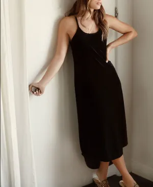 Chaser Stretch Velvet V Back Hi-Lo Midi Dress