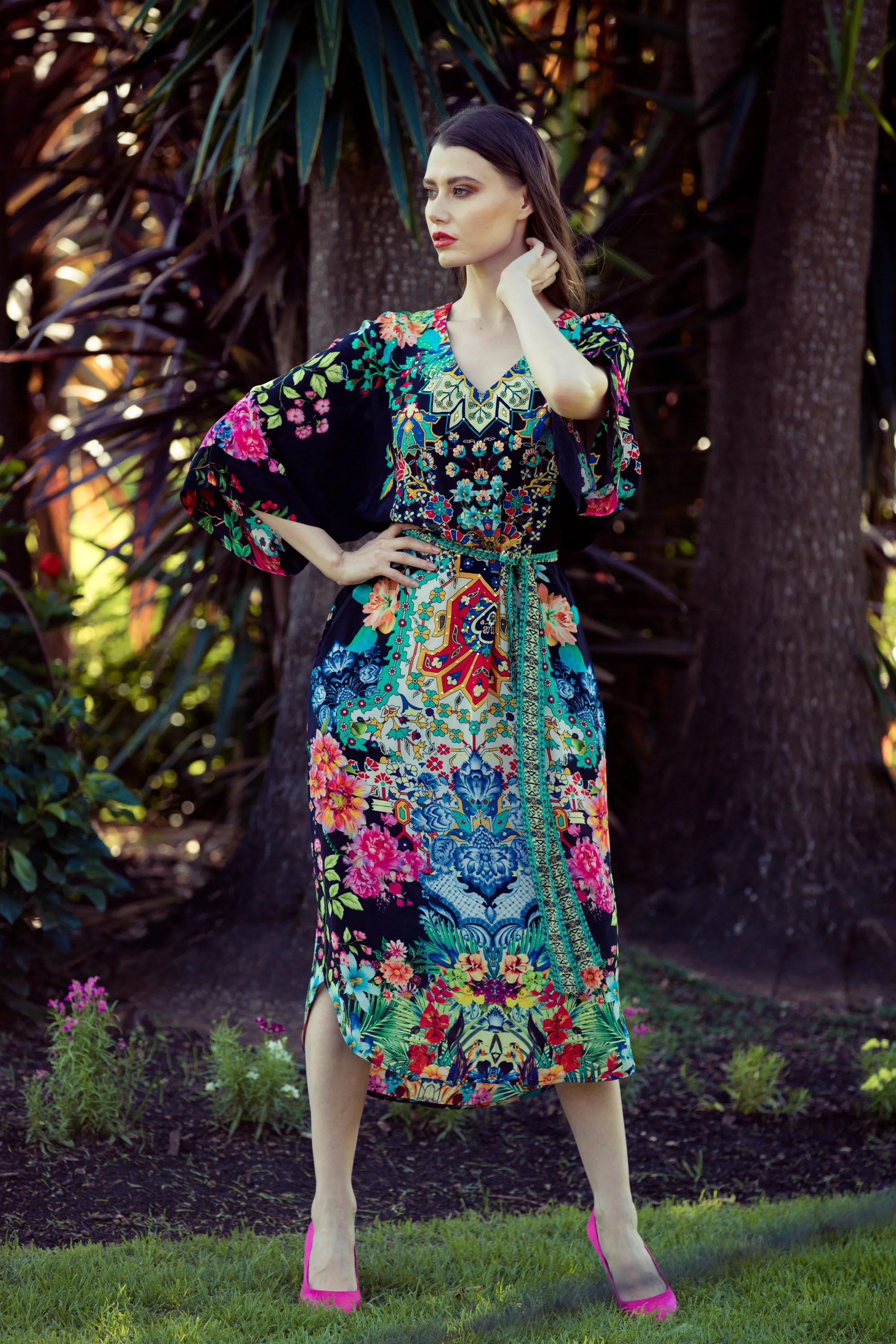 EDEN - MIDI DRESS WITH SHORT SLEEVE