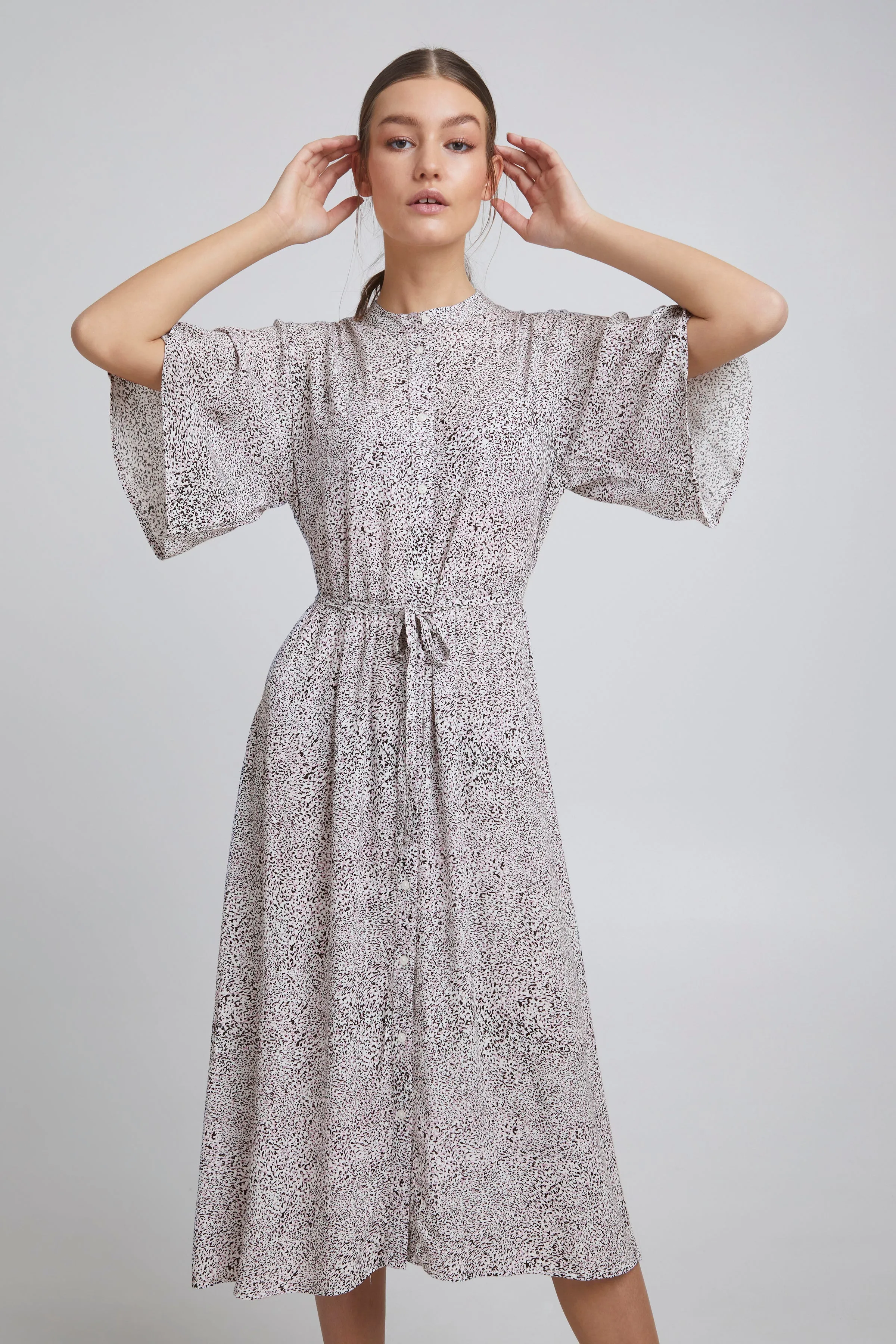 Harena Dress (Lavender Mist)