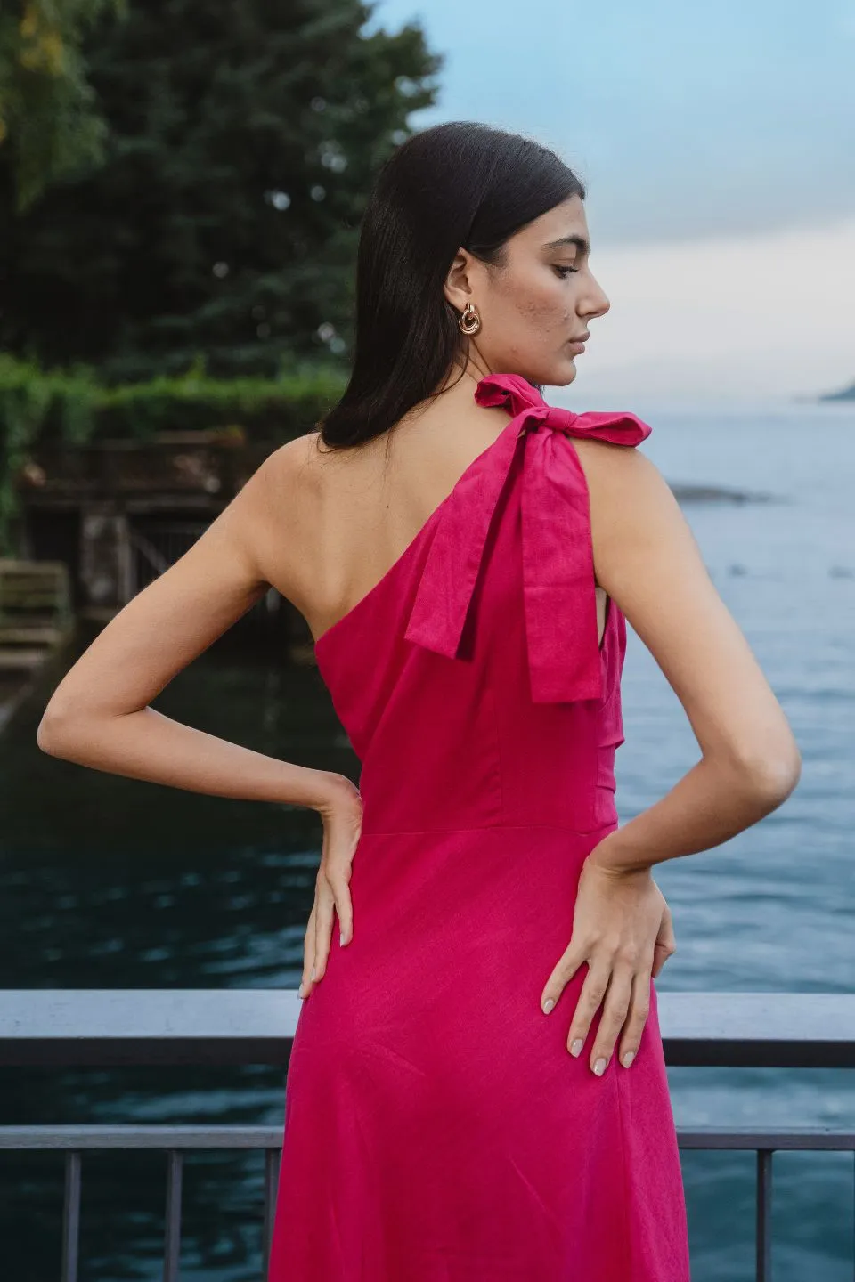 Mirror Hot Pink Linen Blend One Shoulder Bow Midi Dress