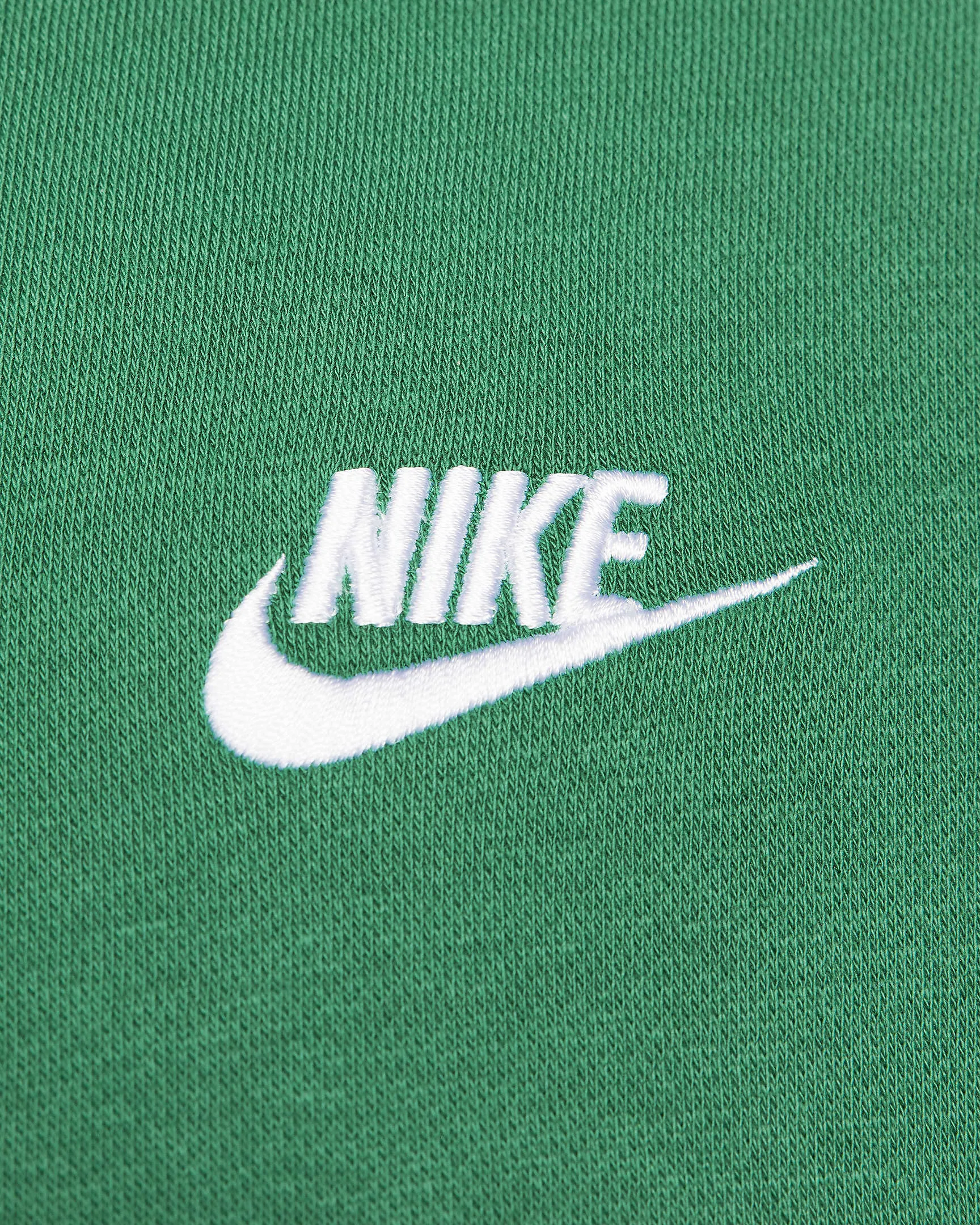 Nike Club Crew