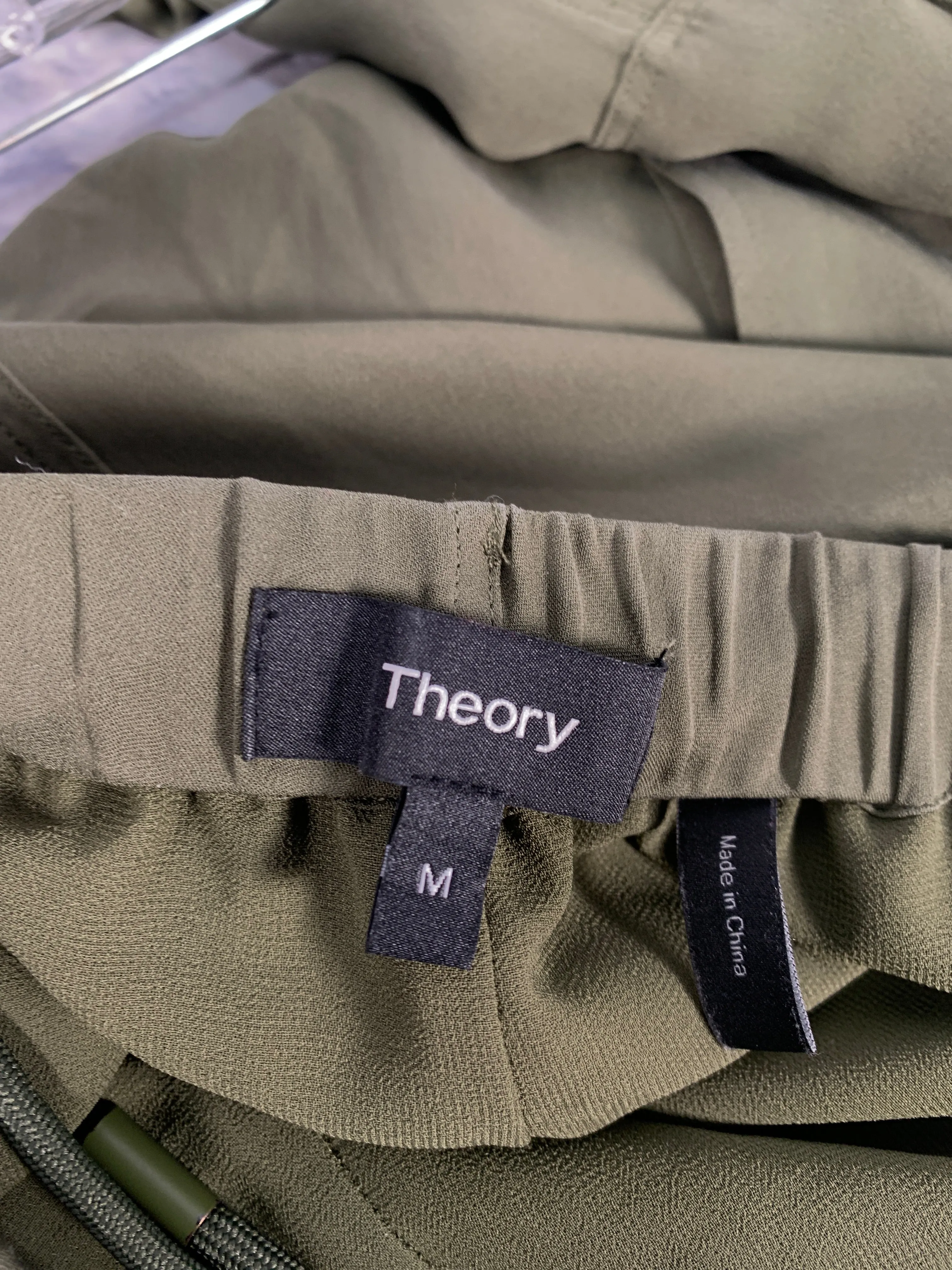 Pants Cargo & Utility By Theory In Green, Size: M