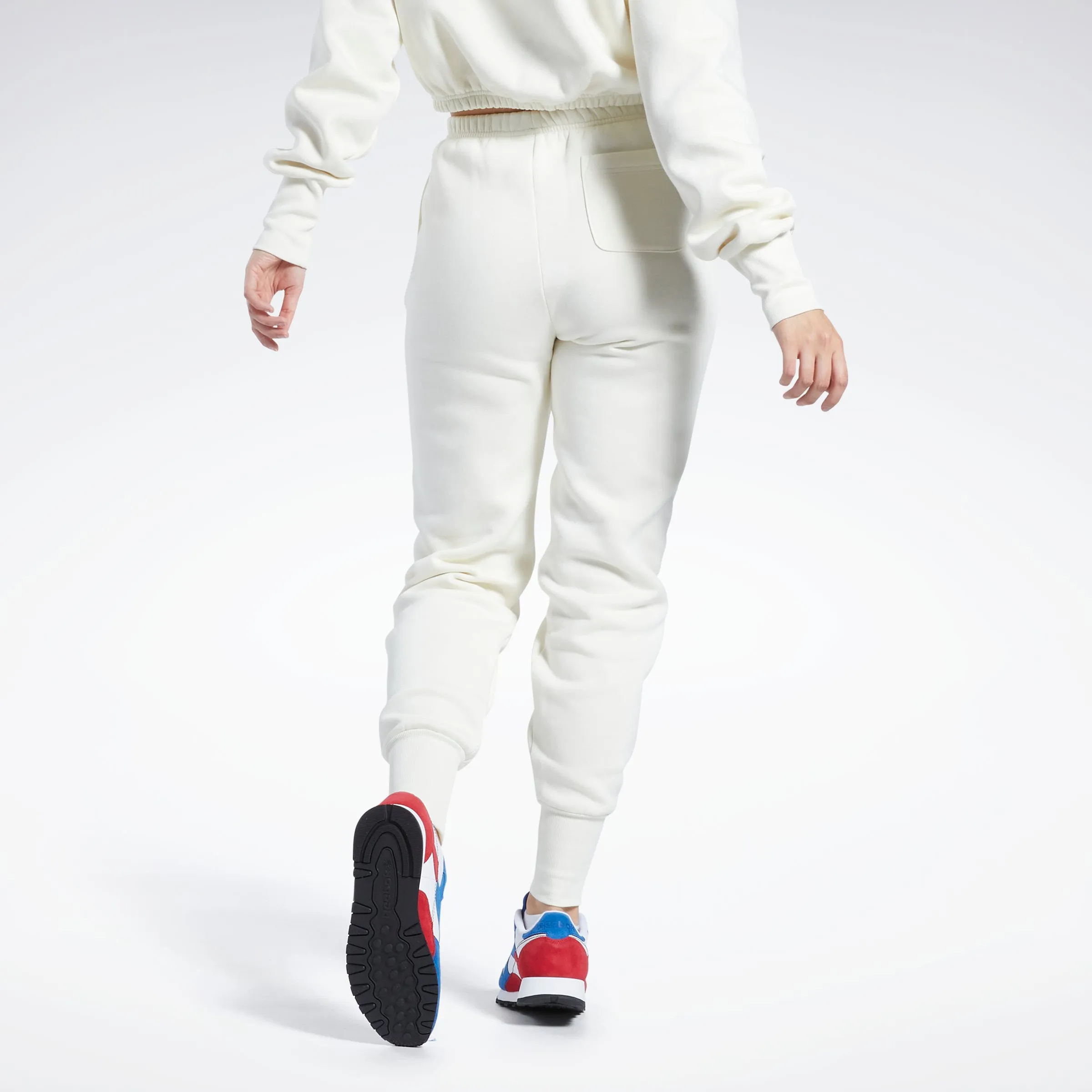Reebok Apparel Women Classics Fleece Joggers Classic White