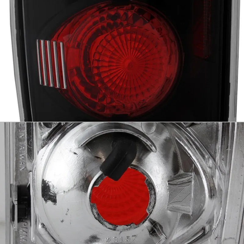 Spyder Euro Style Tail Lights Chevy Blazer (1995-2005) Black / Chrome / Smoke
