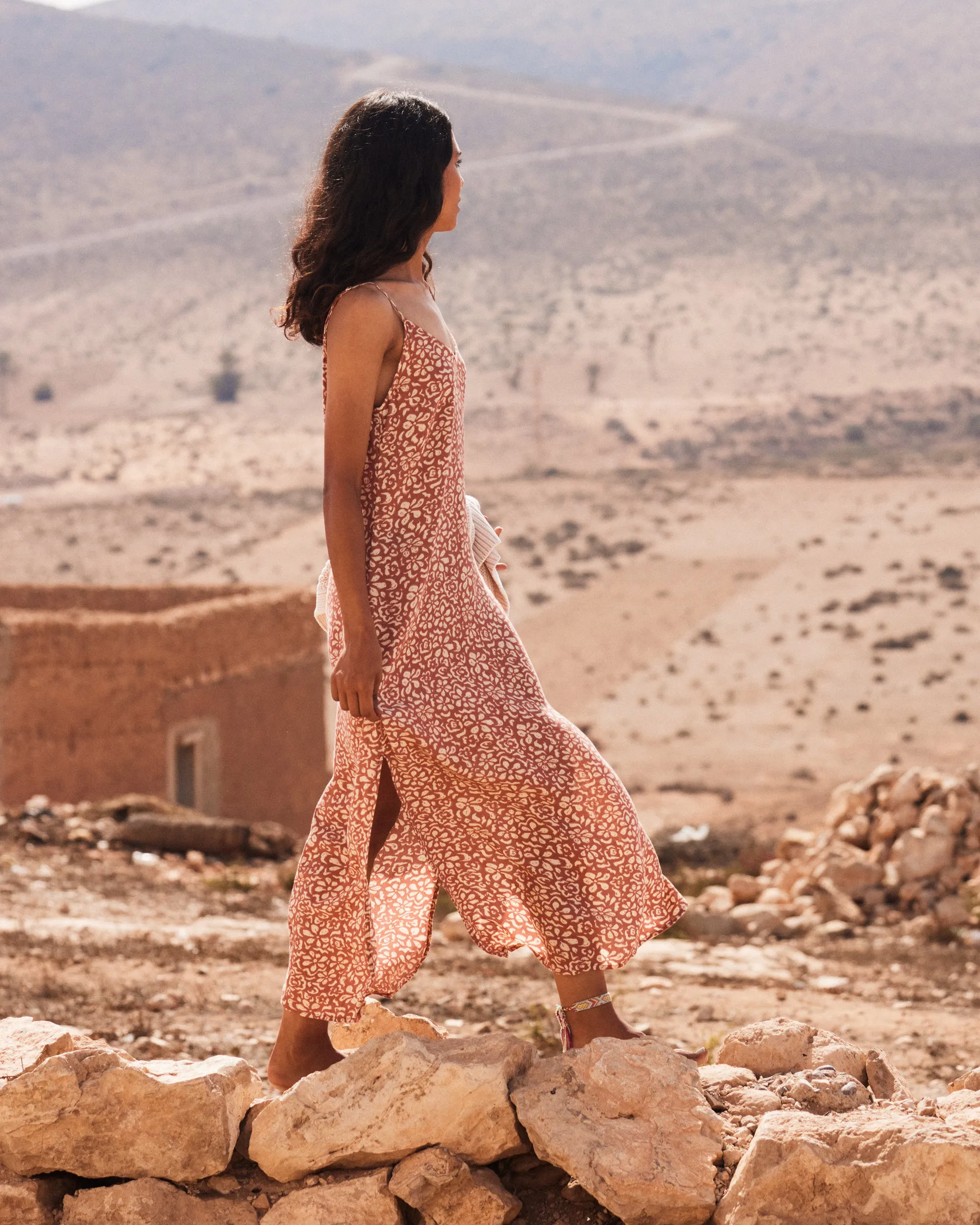 Stay Sunny Midi Dress - Russet Freefallin Floral Fresh